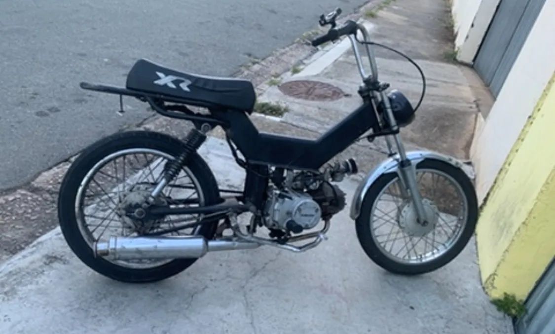 Vende-se Pantera negra, Mobilete 4 tempos - Foto 2