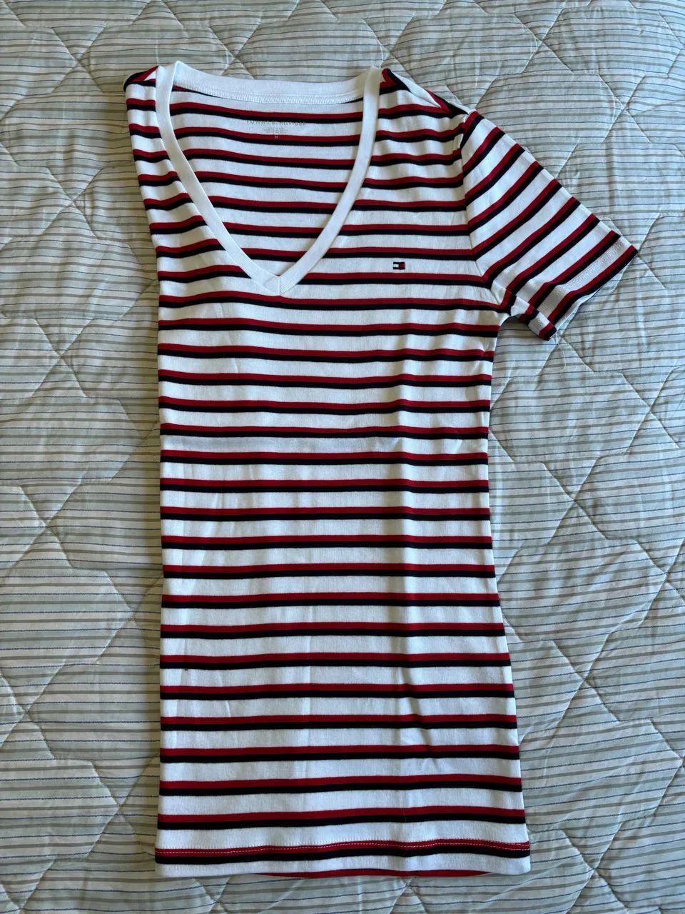 Camisetas Baby Look Tommy Hilfiger - Foto 3