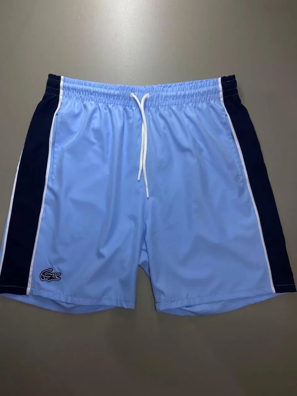 Bermuda Tactel Azul Limitada