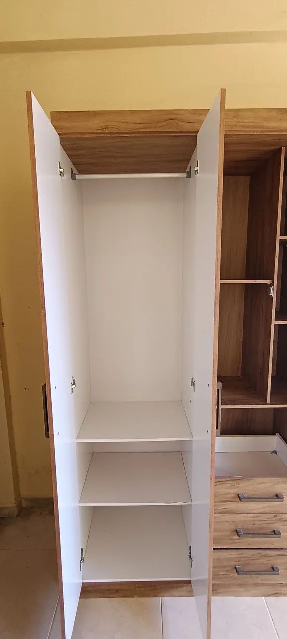 Guarda Roupa casal pequeno. - Foto 4