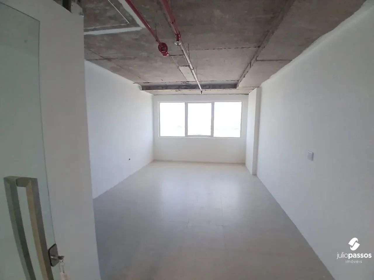 Sala para alugar no Centro Médico Jardim Europa - 31,30m² - Foto 2