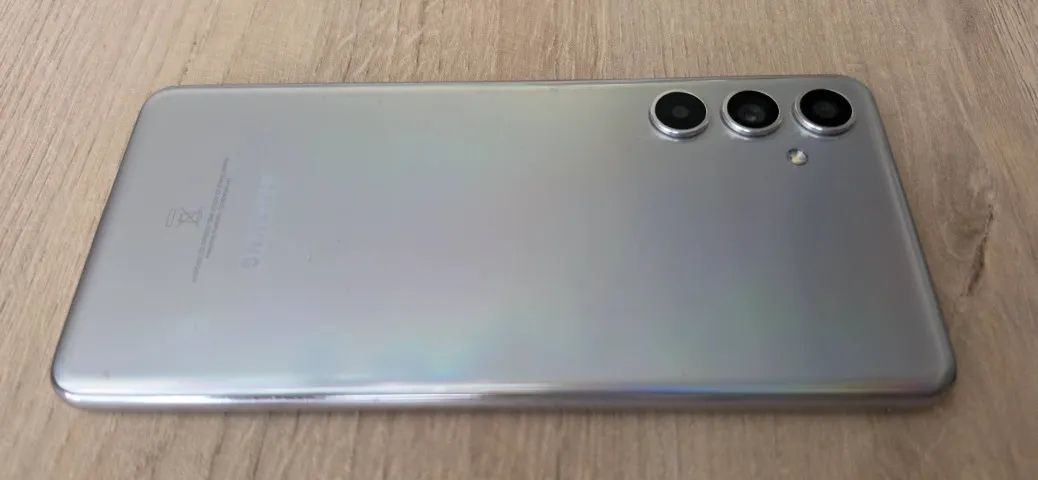 Smartphone Samsung Galaxy M54 5G 256GB - Foto 4