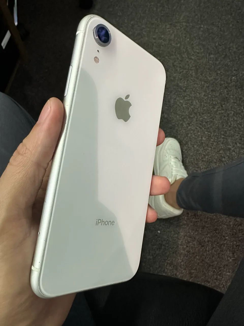 iPhone XR 64GB 