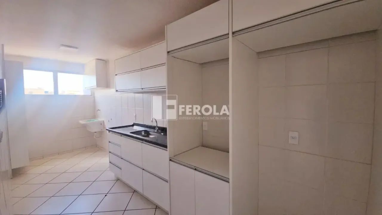 QNN  - METRO - ARMARIO - ELEVADOR - DESOCULPADO