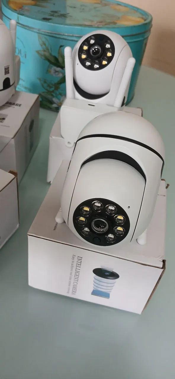 VENDO 4 CAMERAS DE SEGURANCA IP COM WI FI - Foto 3