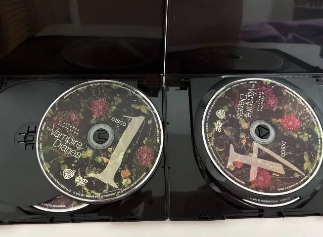 Kit box vampire diaries temporada 1 e 2 - Foto 4
