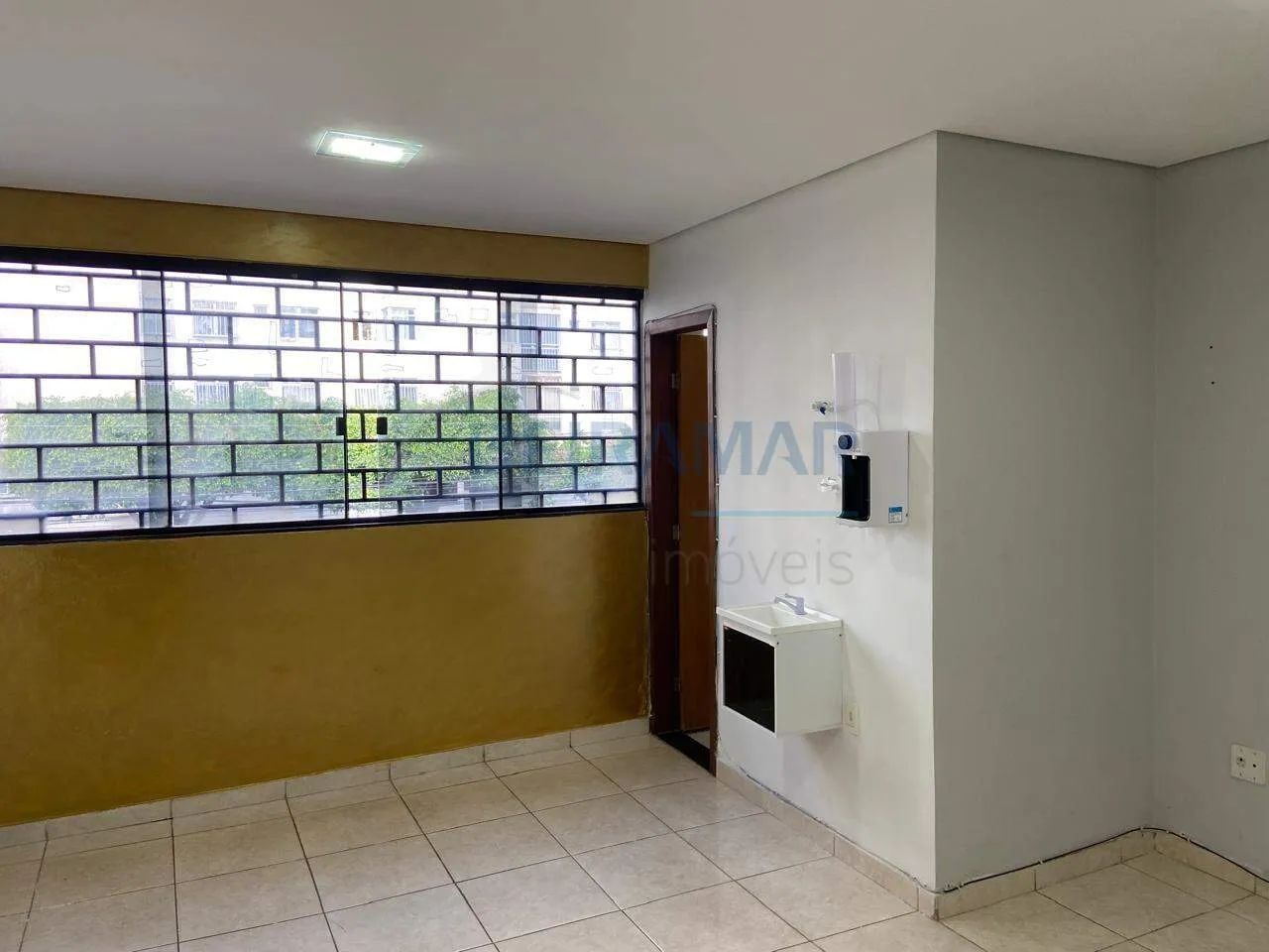 Sala Comercial para Locação  Edifício das Palmeiras, QNB 01  Taguatinga Centro - Foto 2