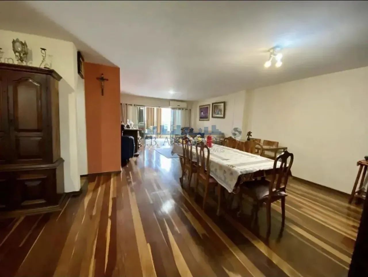Jardim Oceânico  178 m², Vista Livre, Varandão Fechado Cortina de Vidro - 3 Quartos - Suít