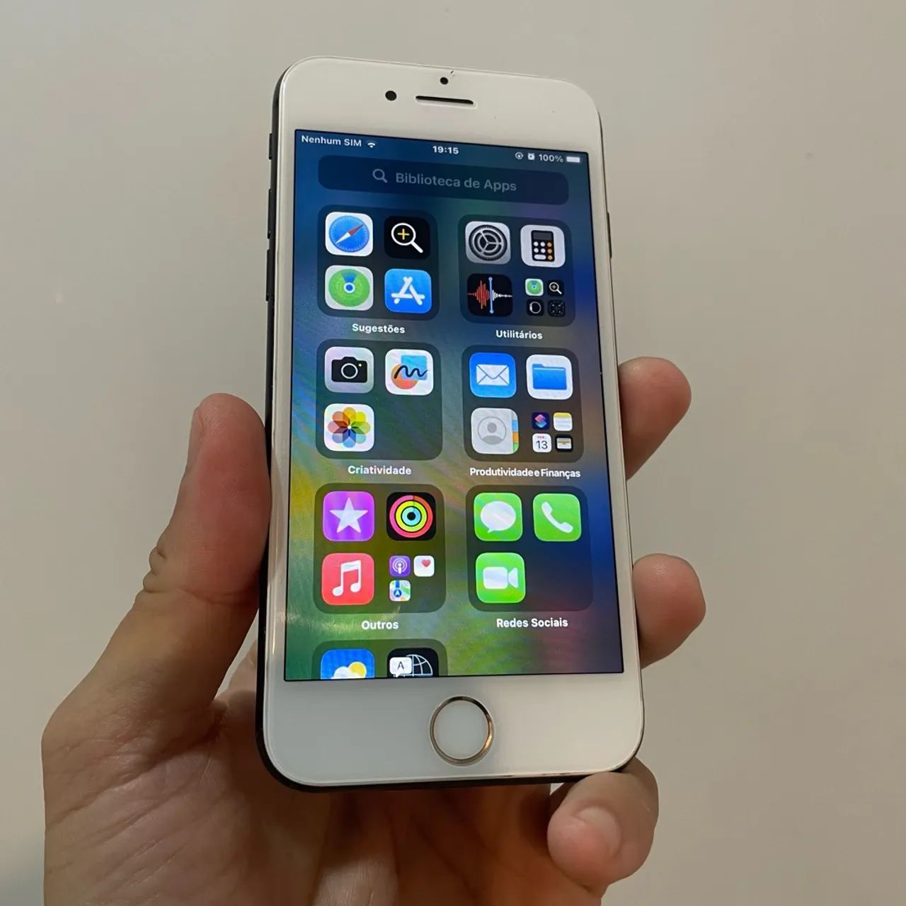 Iphone 8 Bateria 100% + Capinha + Cabo - Foto 2