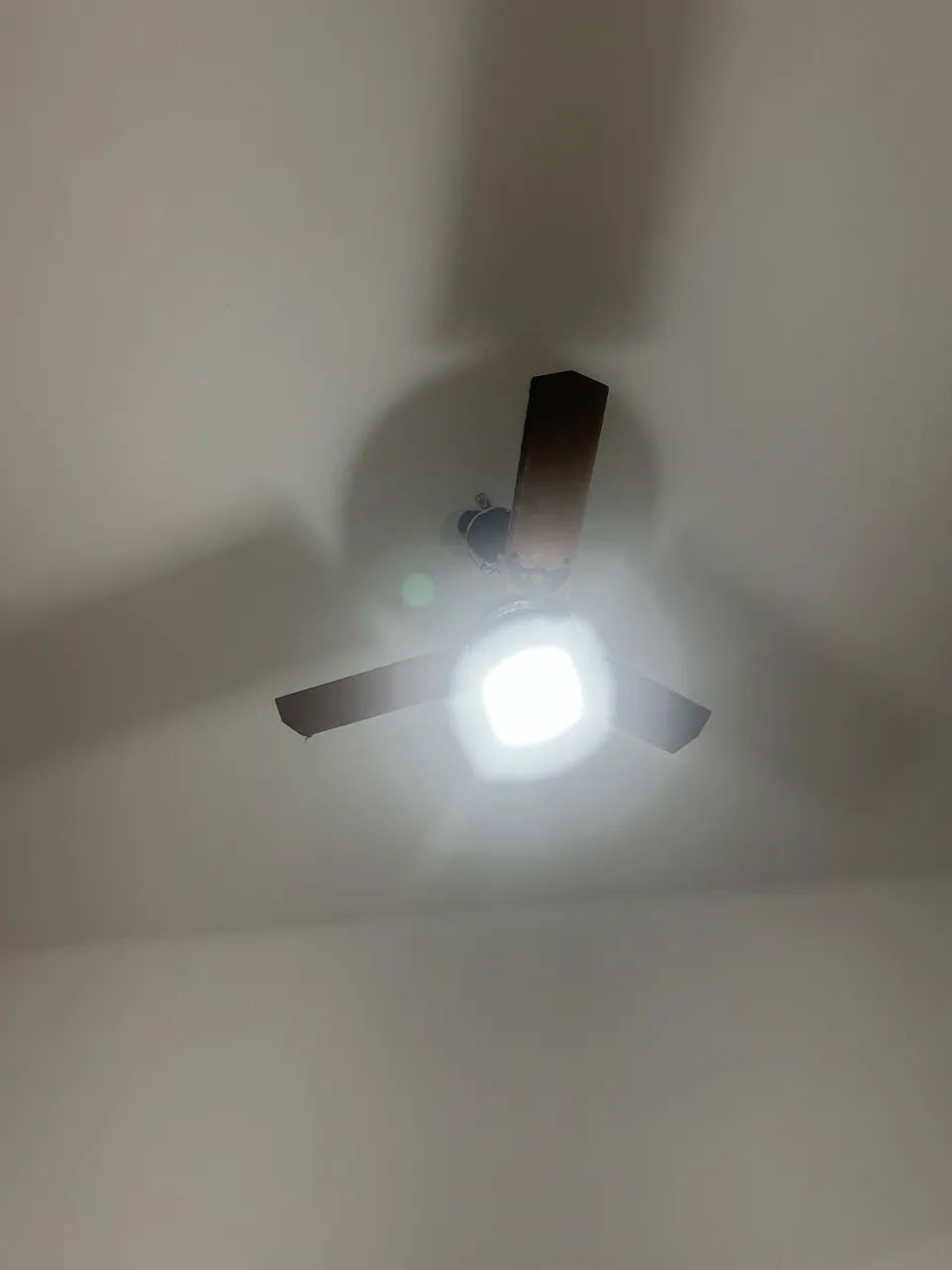Ventilador de teto 