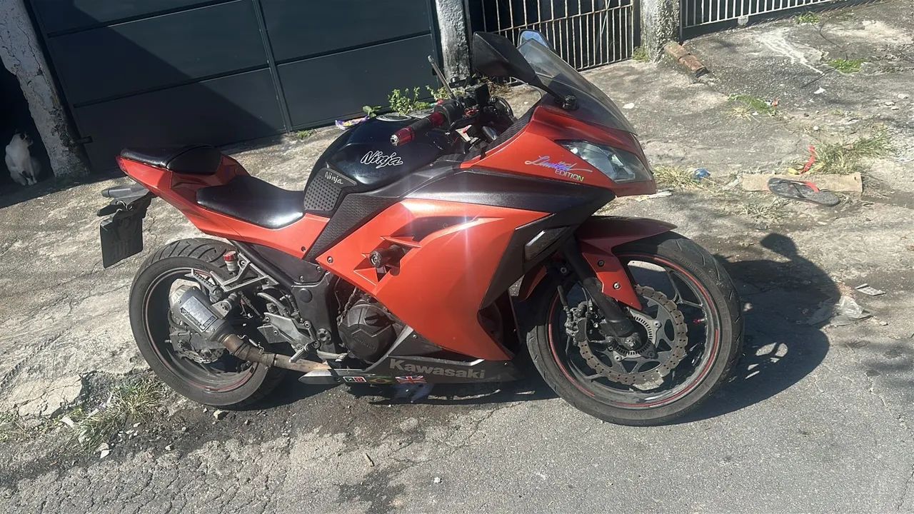 Kawasaki ninja 300