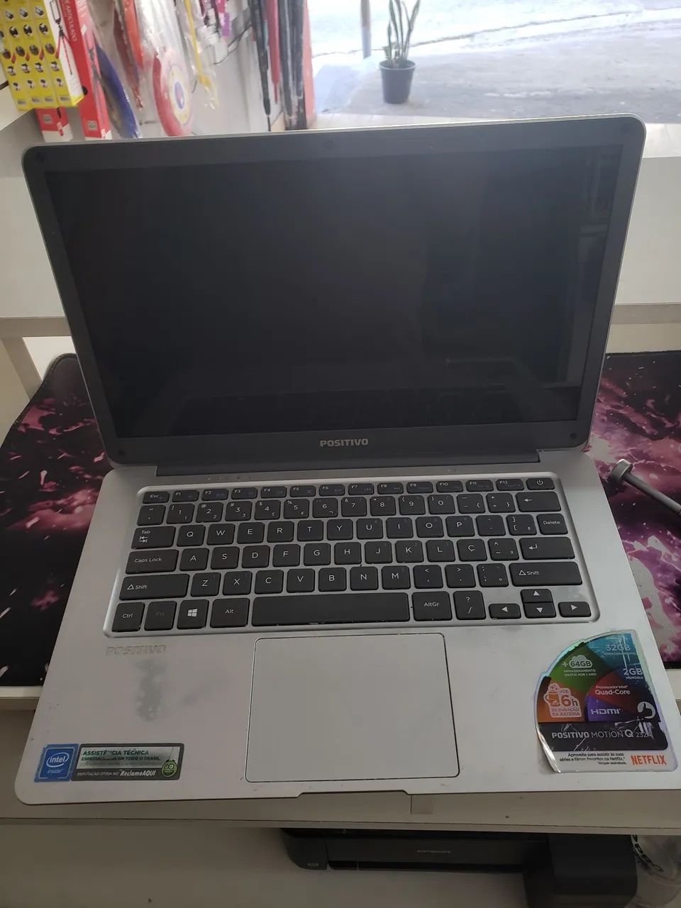 Notebook positivo pra retirada de peças 