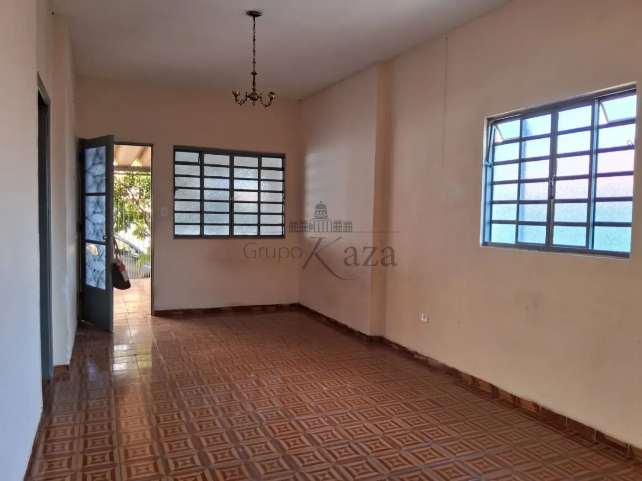 Oportunidade - Casa Térrea - Centro - Jacareí - 2 Dormitórios - 159m². - Foto 2