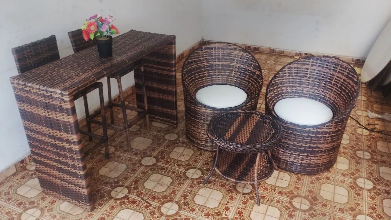 Jogo de poltronas e balcão bistrô  - Foto 4