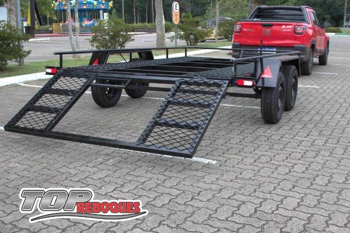 Plataforma de veículo direto da fábrica, Top Reboques, modelo R8.