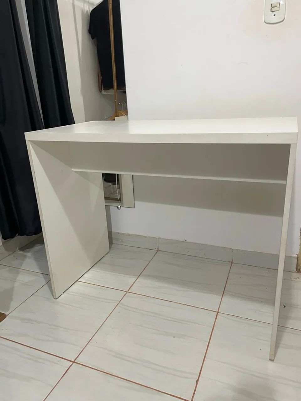 Mesa de estudos  - Foto 3