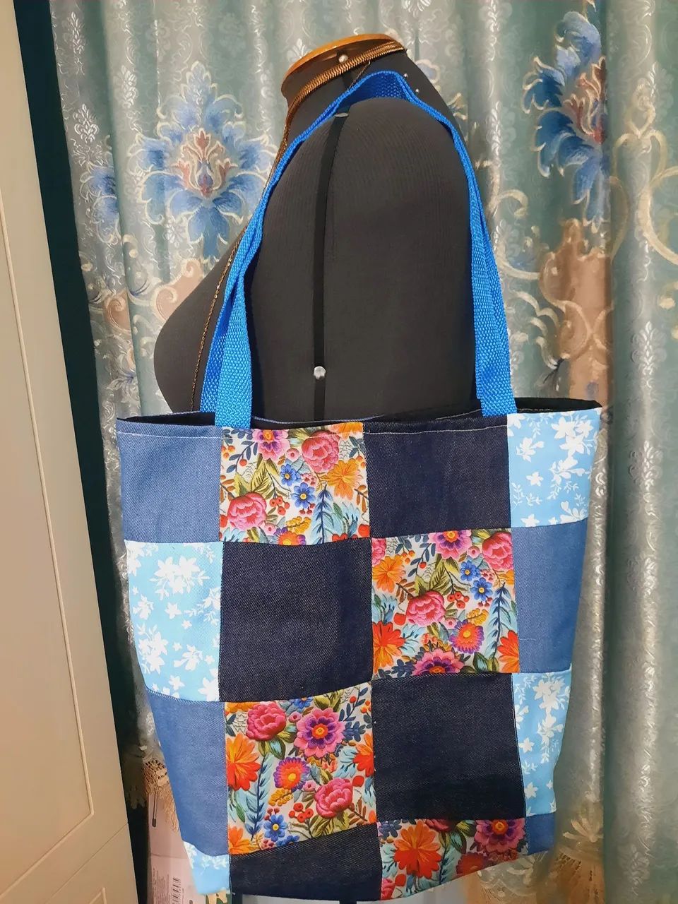 Bolsa Ecológica/ Ecobag Artesanal Grande/ Patchwork de sarja e jeans  - Foto 2