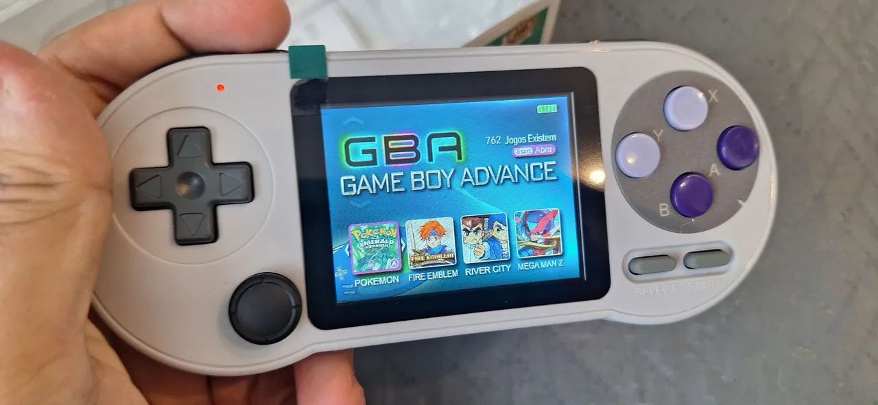 SF2000 CO SOLE DE JOGOS PORTÁTIL NOVO