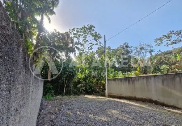 Terreno localizado próximo ao centro em transversal da Rua Pastor ...