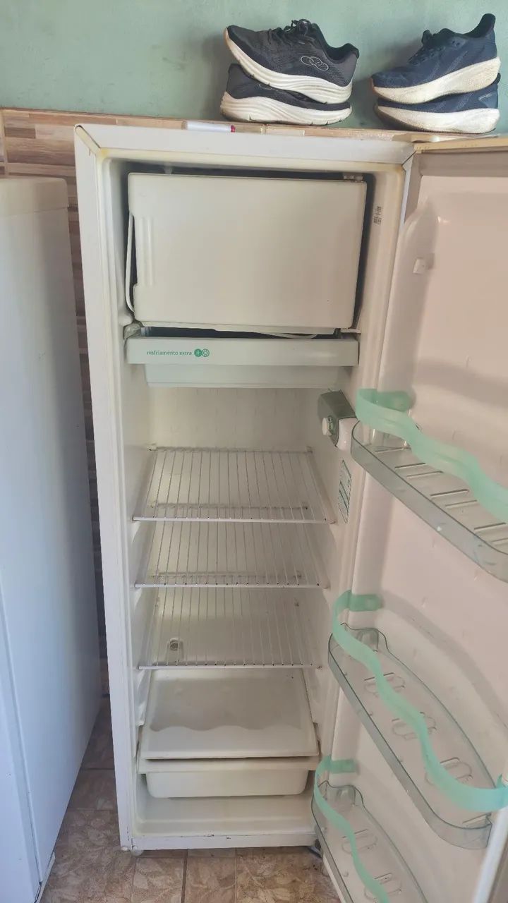 VENDO DUAS GELADEIRA - Foto 3