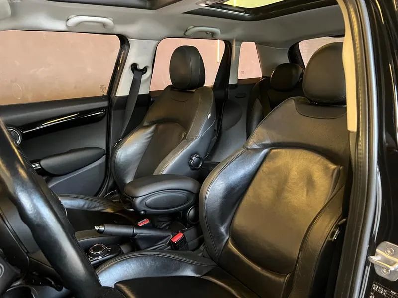 MINI Cooper 2.0 16V Twinpower Gasolina S 4P Steptronic, foto 9 de 14