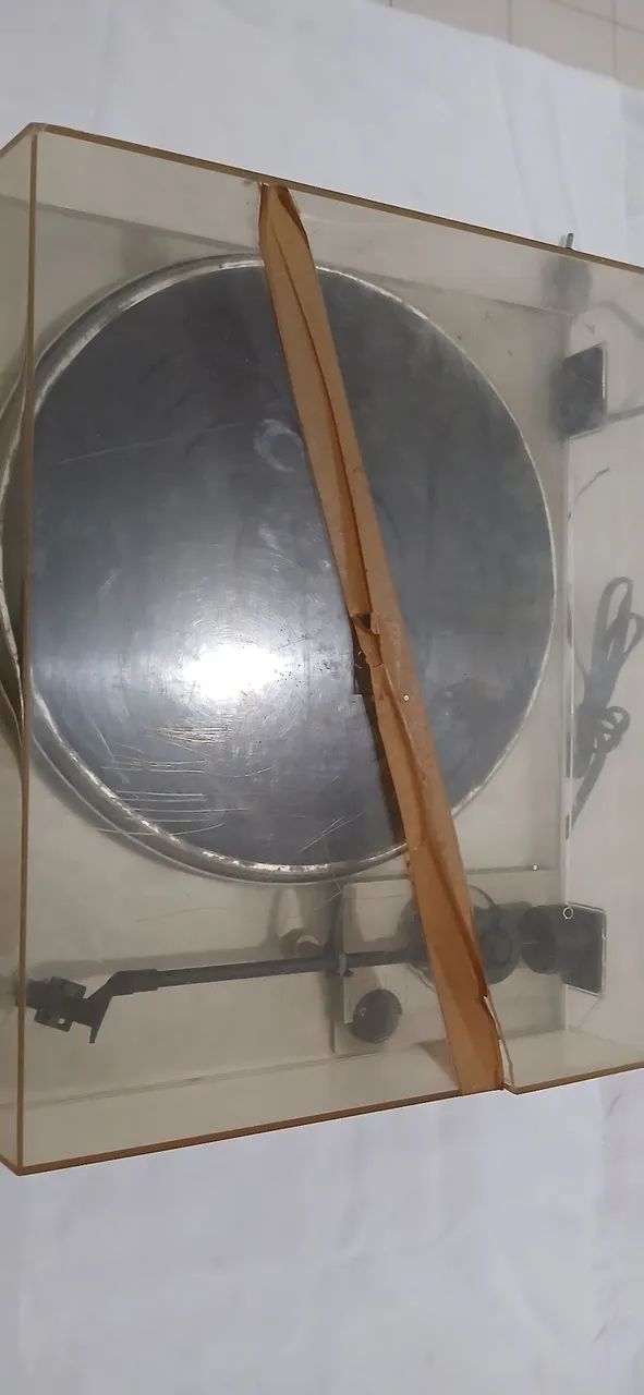 Toca discos com receiver Gradiente DS-20  COM DEFEITO - Foto 4