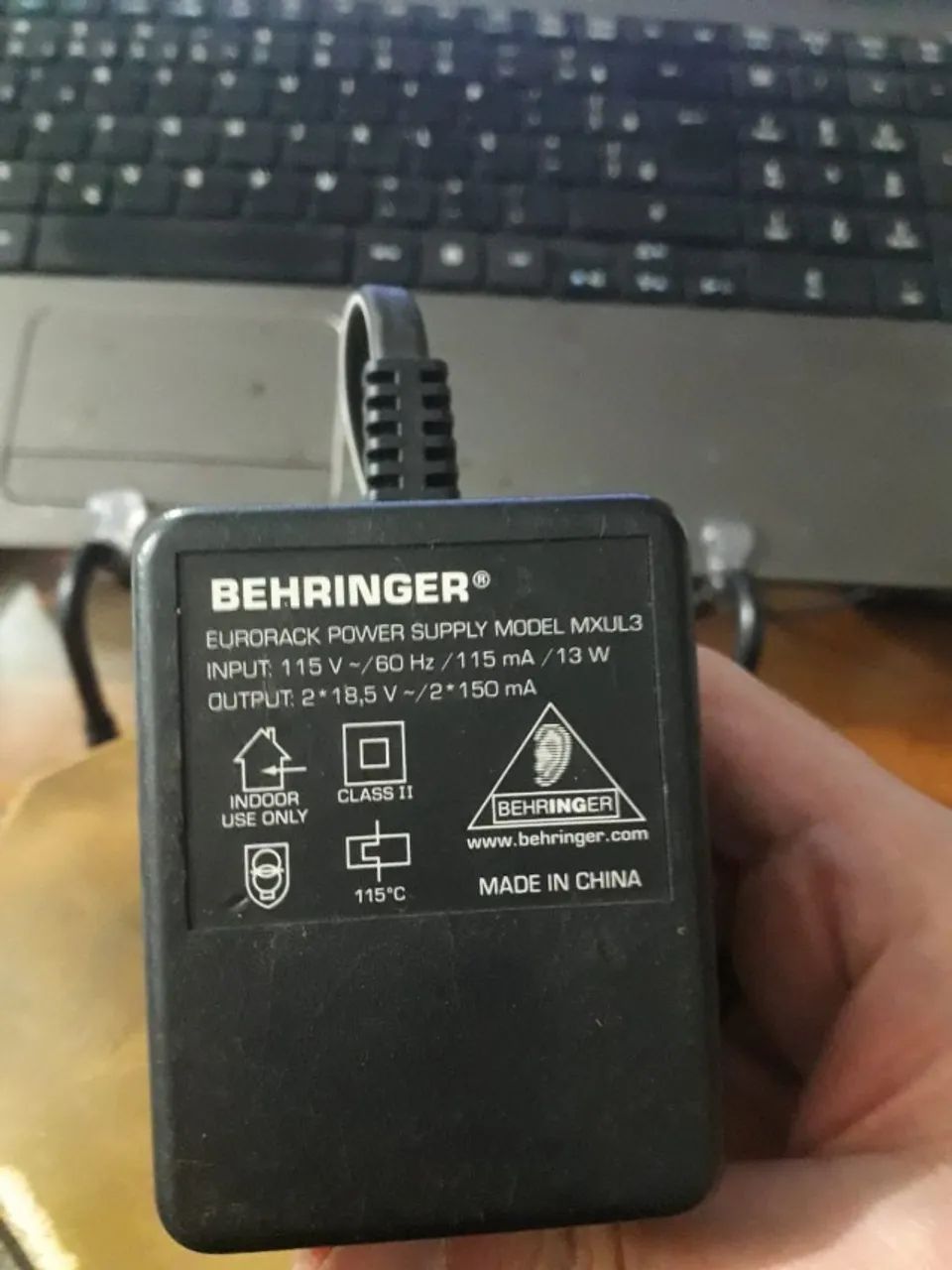 mesa beringher ub 802 com fonte  - Foto 3