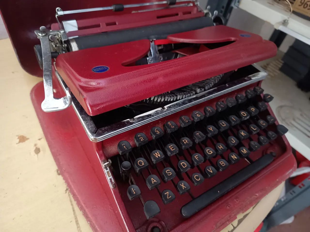 Máquina de datilografia  - Foto 2