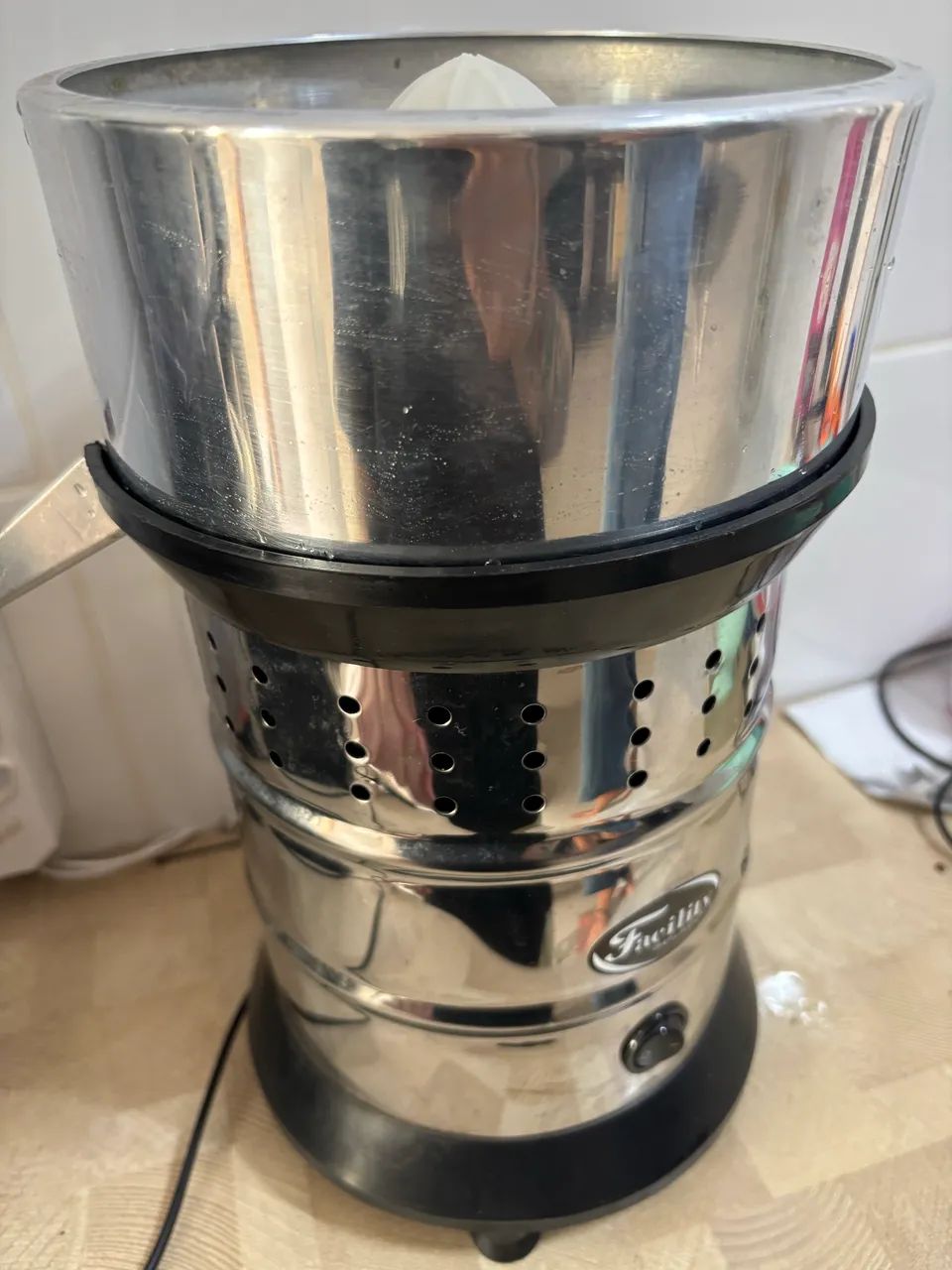 Espremedor Suco de Laranja Facility Master