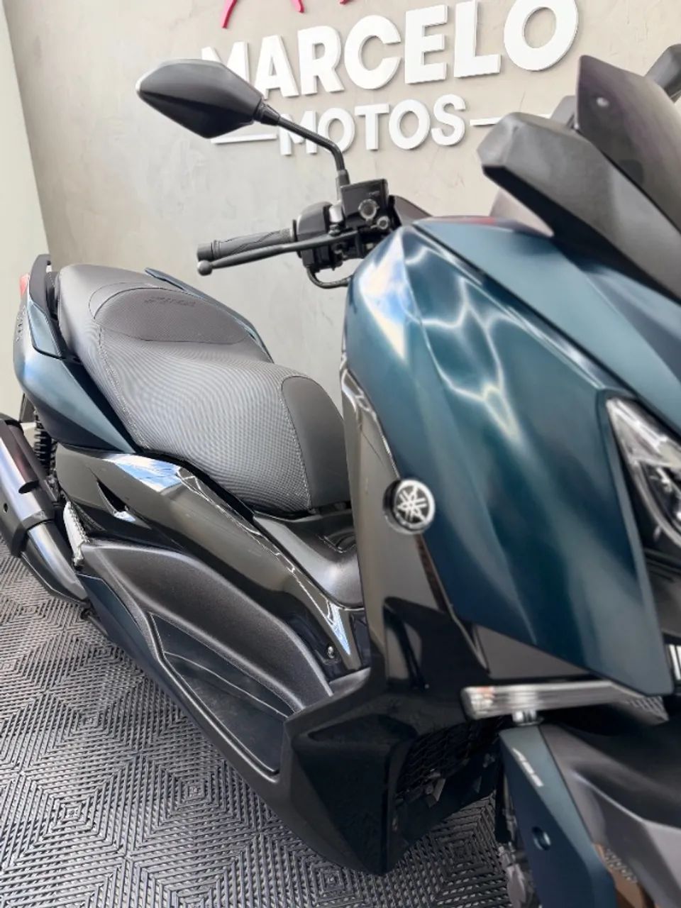 Yamaha XMAX 250 2023 - Foto 3