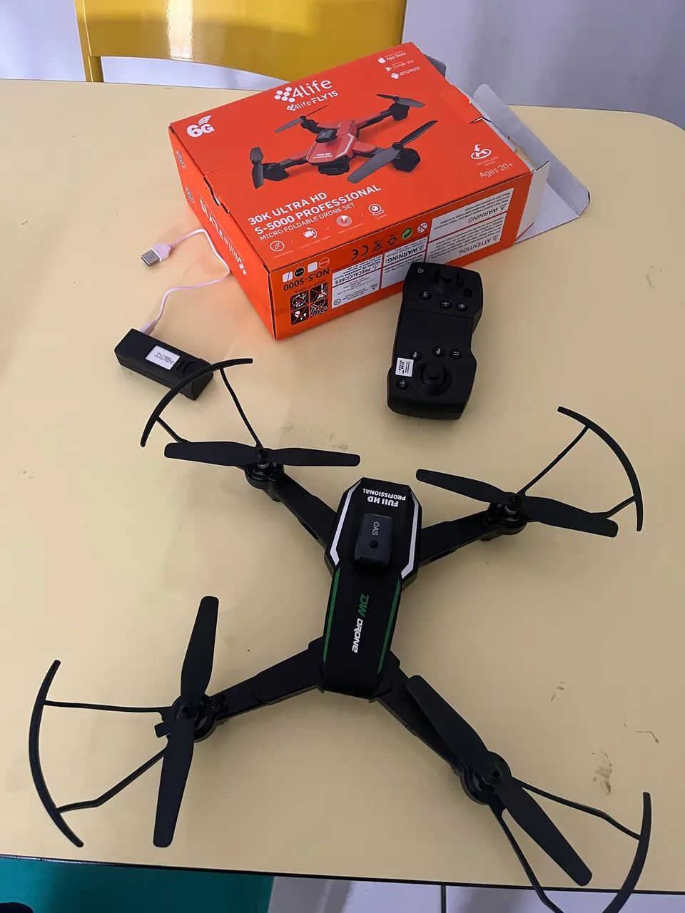 Drone com câmera e bateria recarregavel 