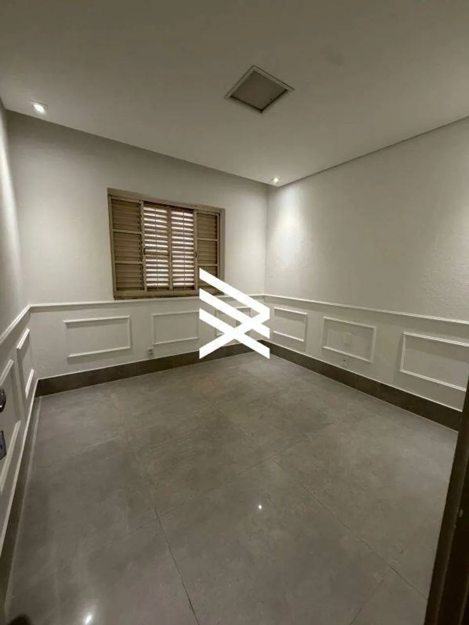 Sala comercial para aluguel no Morada da Colina, em Uberlândia