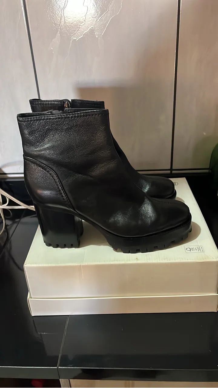 Bota tratorada Schutz Original nova  - Foto 3