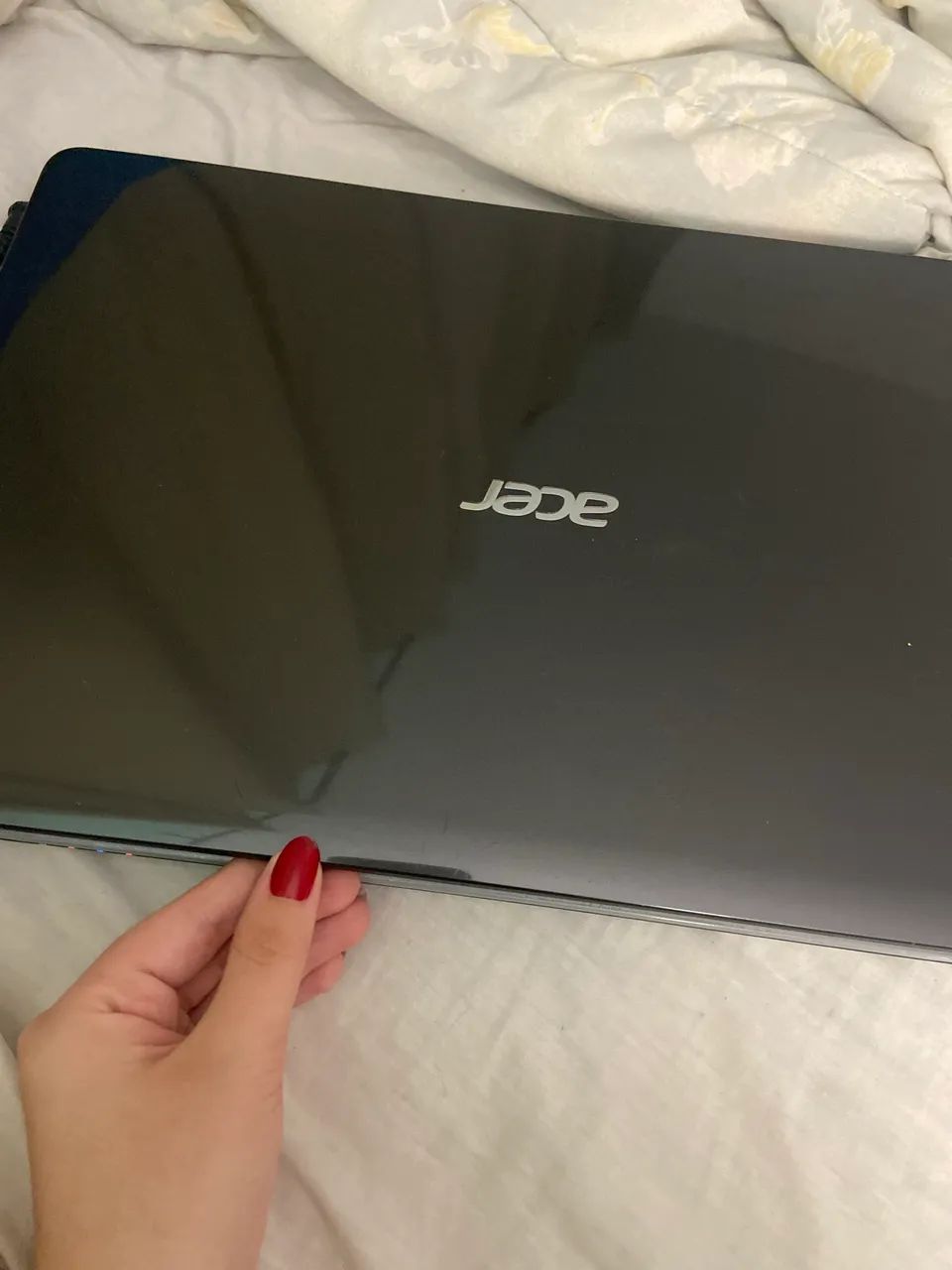 Notebook Acer Celeron 4GB RAM - Funciona na Tomada - Para Reparo - Foto 3