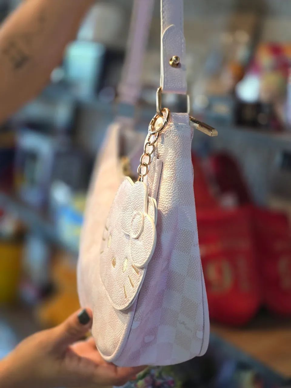 Bolsa de Ombro Hello Kitty - Estilo & Delicadeza ? - Foto 2