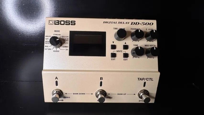 Pedal Boss Digital Delay DD-500