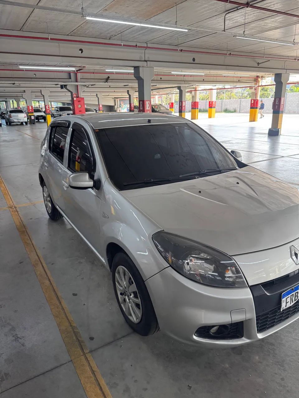 Renault Sandero Expression Hi-flex 1.0 16V 5P 2014 - Foto 4