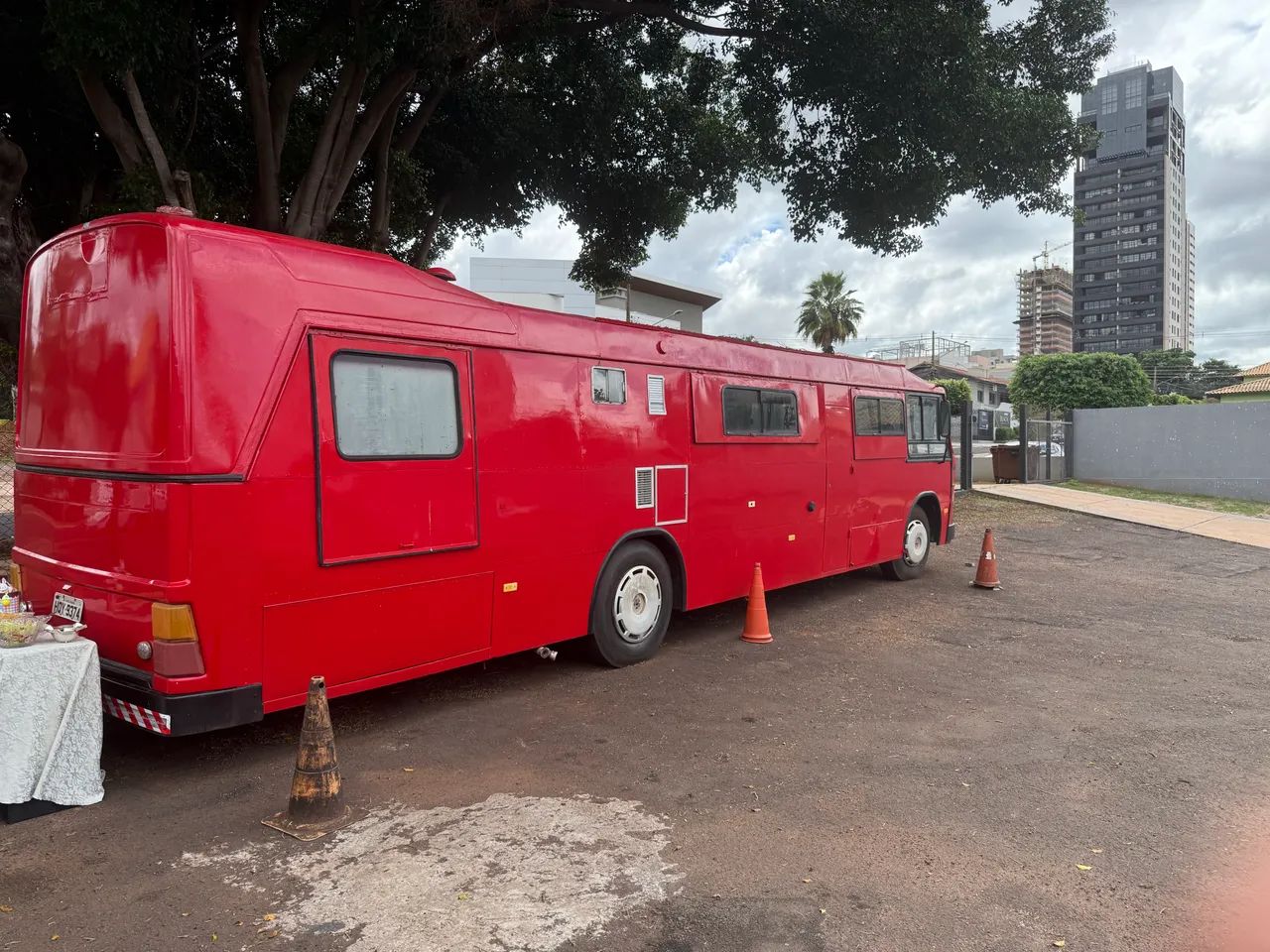 Vendo ou troco Motorhome recém  reformado  - Foto 3