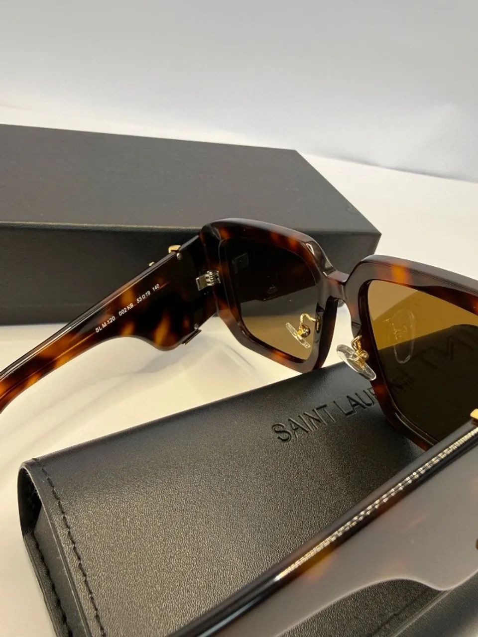Óculos de sol feminino Yves Saint Laurent - Foto 3