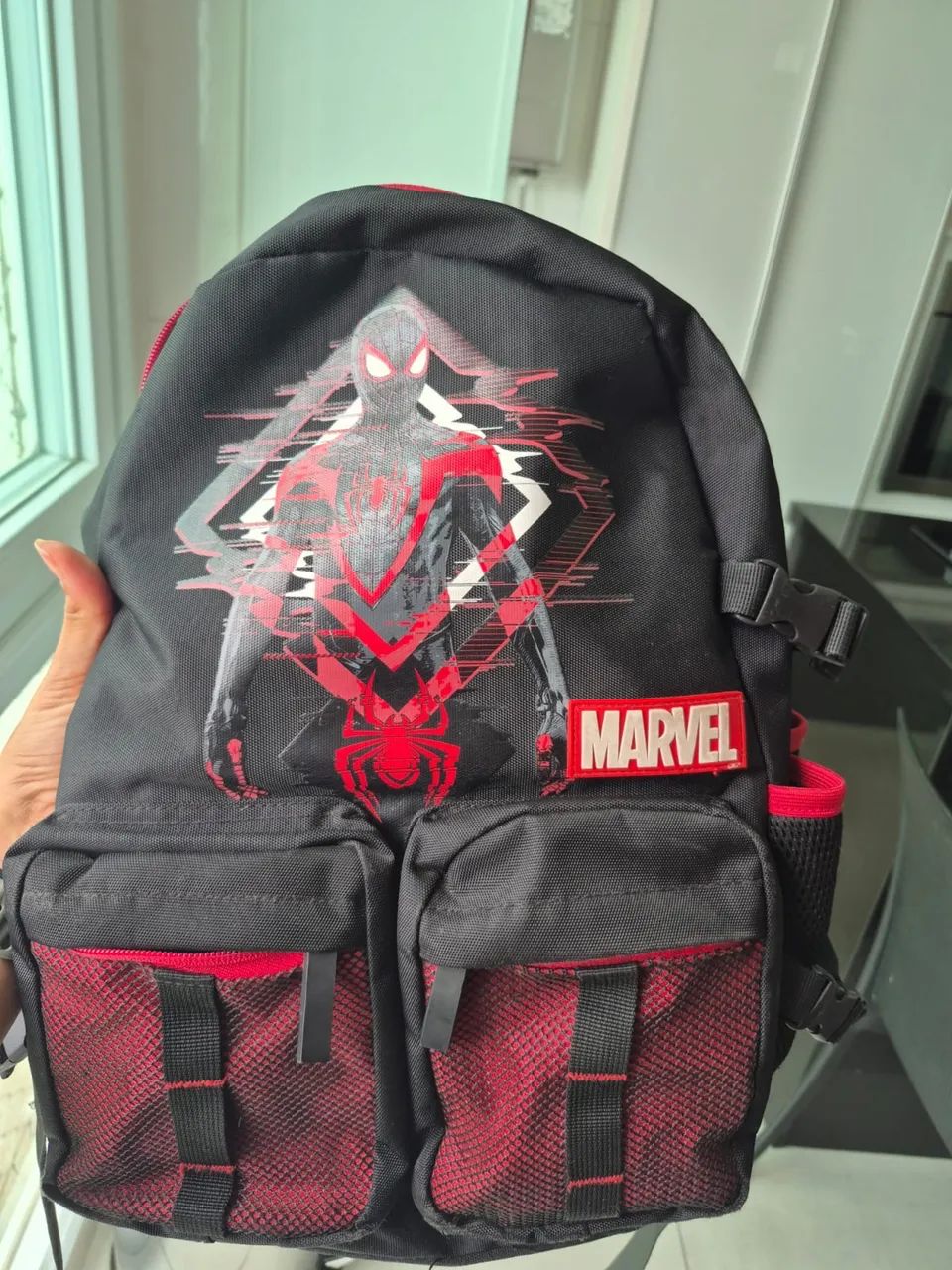 Mochila escolar temática 