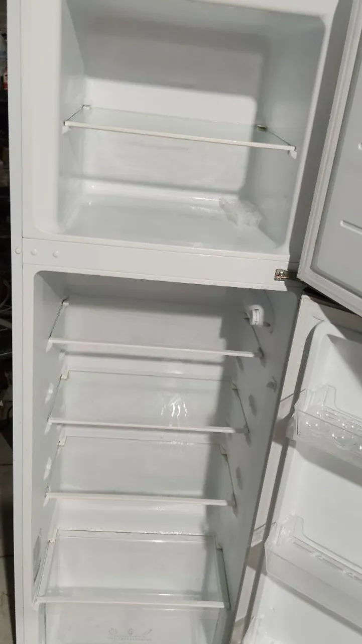 Geladeira Gelo Seco Cycle Defrost 294L - Foto 4