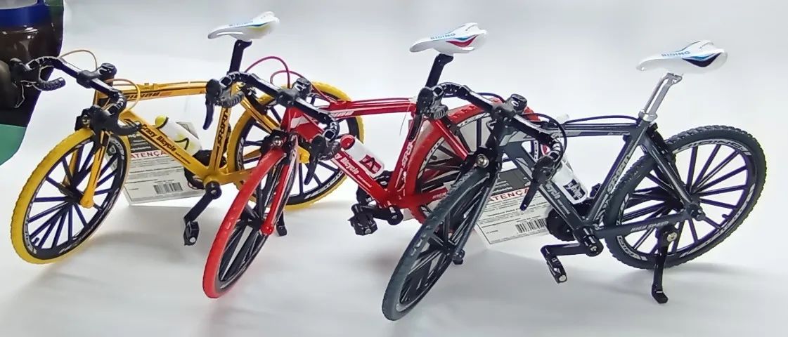 Bicicleta Speed - Metal 1:10 - Foto 2