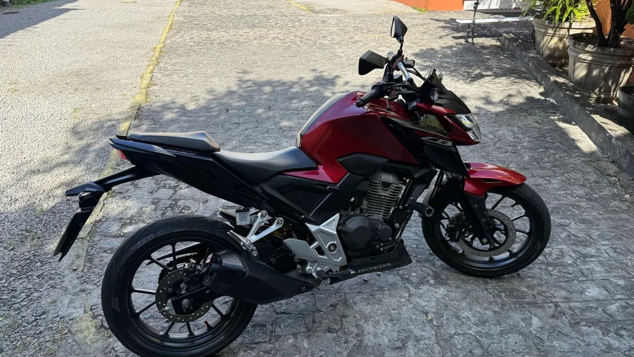 Cb 300f 2025 conservadíssima  - Foto 4