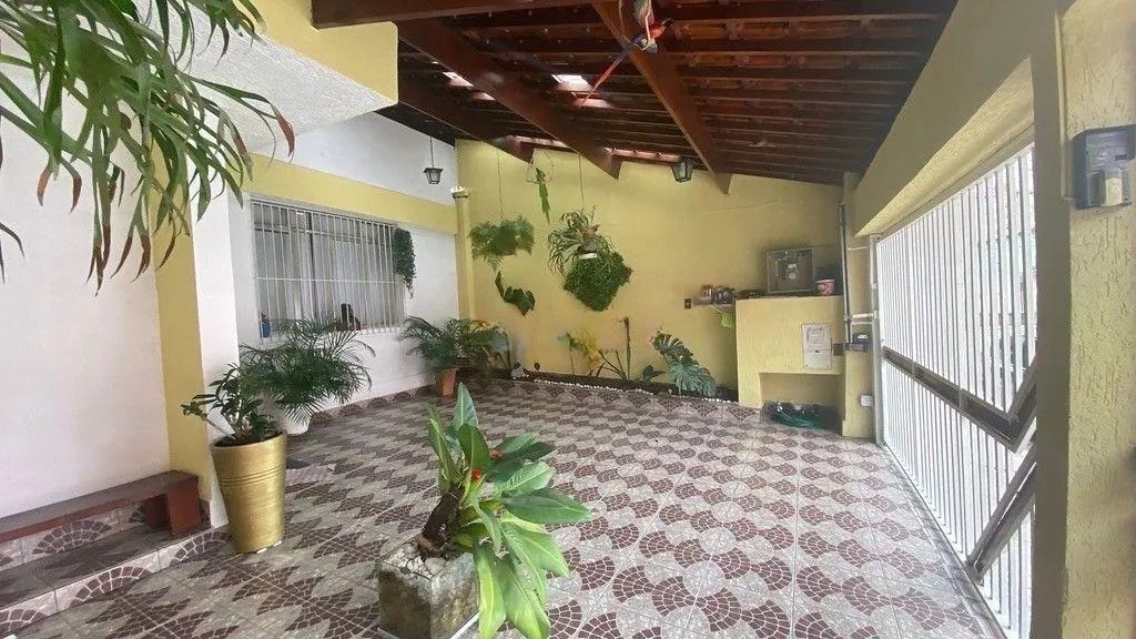 Casa à venda em São Bernardo do Campo, Vila Jerusalém, com 3 quartos, com 233.75 m²