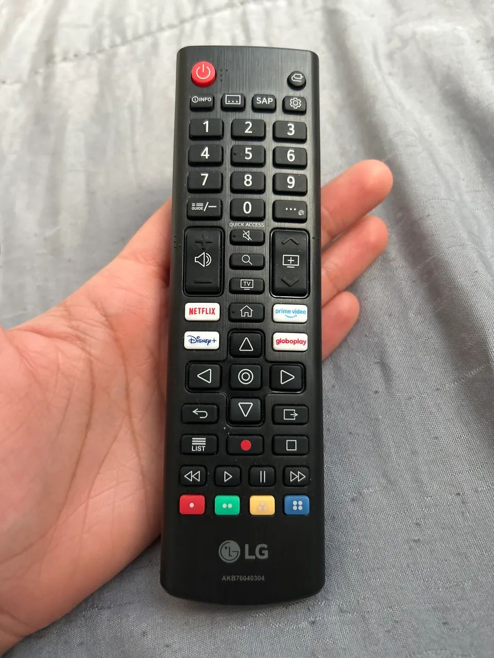 TV LG 43 4k pouco usada MUITO BARATA - Foto 3