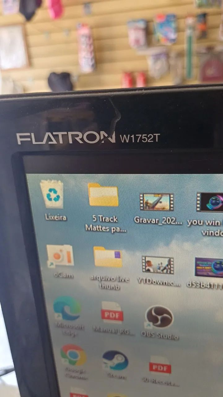 Monitor LCD LG flatron W1752 - Foto 2