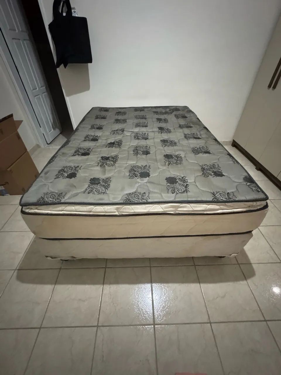 Cama box casal 