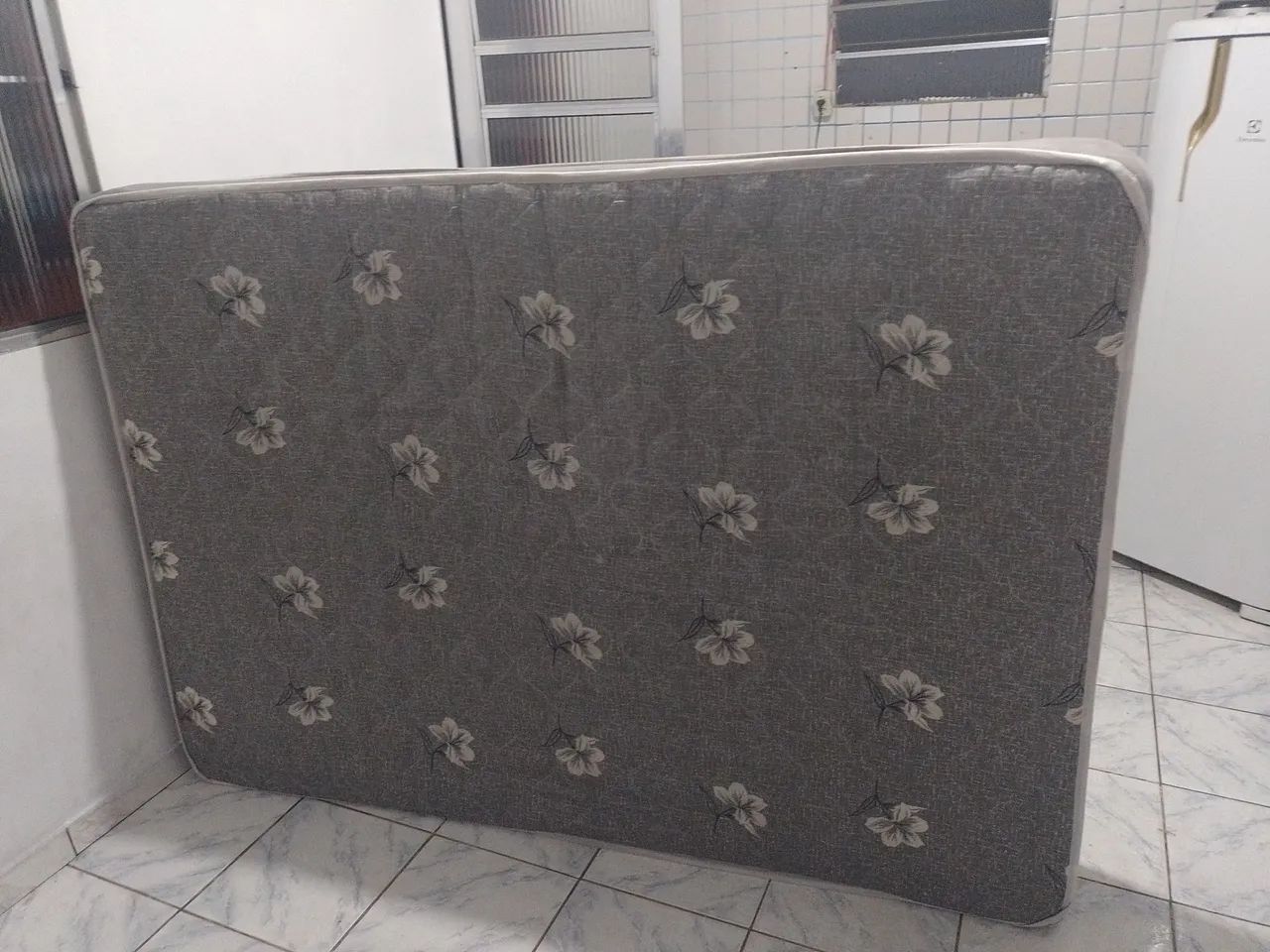 COLCHÃO SEMINOVO  - Foto 3