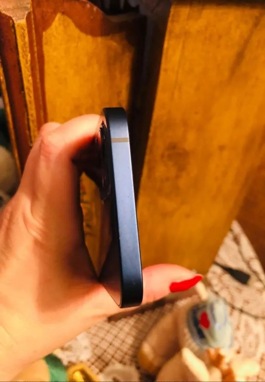 Iphone 12 azul  - Foto 5