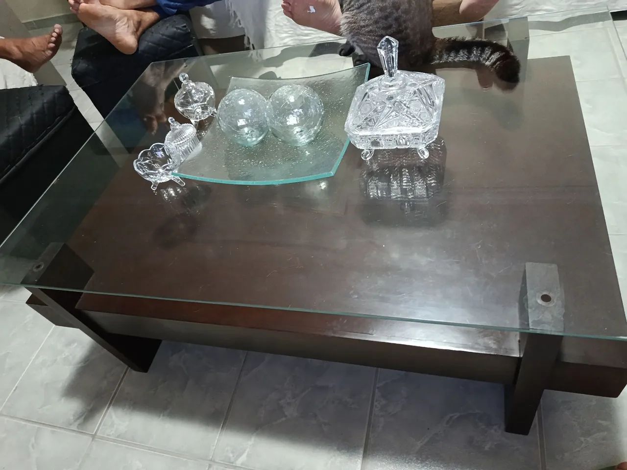 Vendo centro,em perfeito estado 